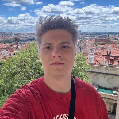 Daniil Karol